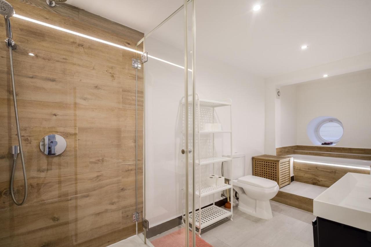 Dolly'S Duplex Home บูดาเปสต์ ภายนอก รูปภาพ
